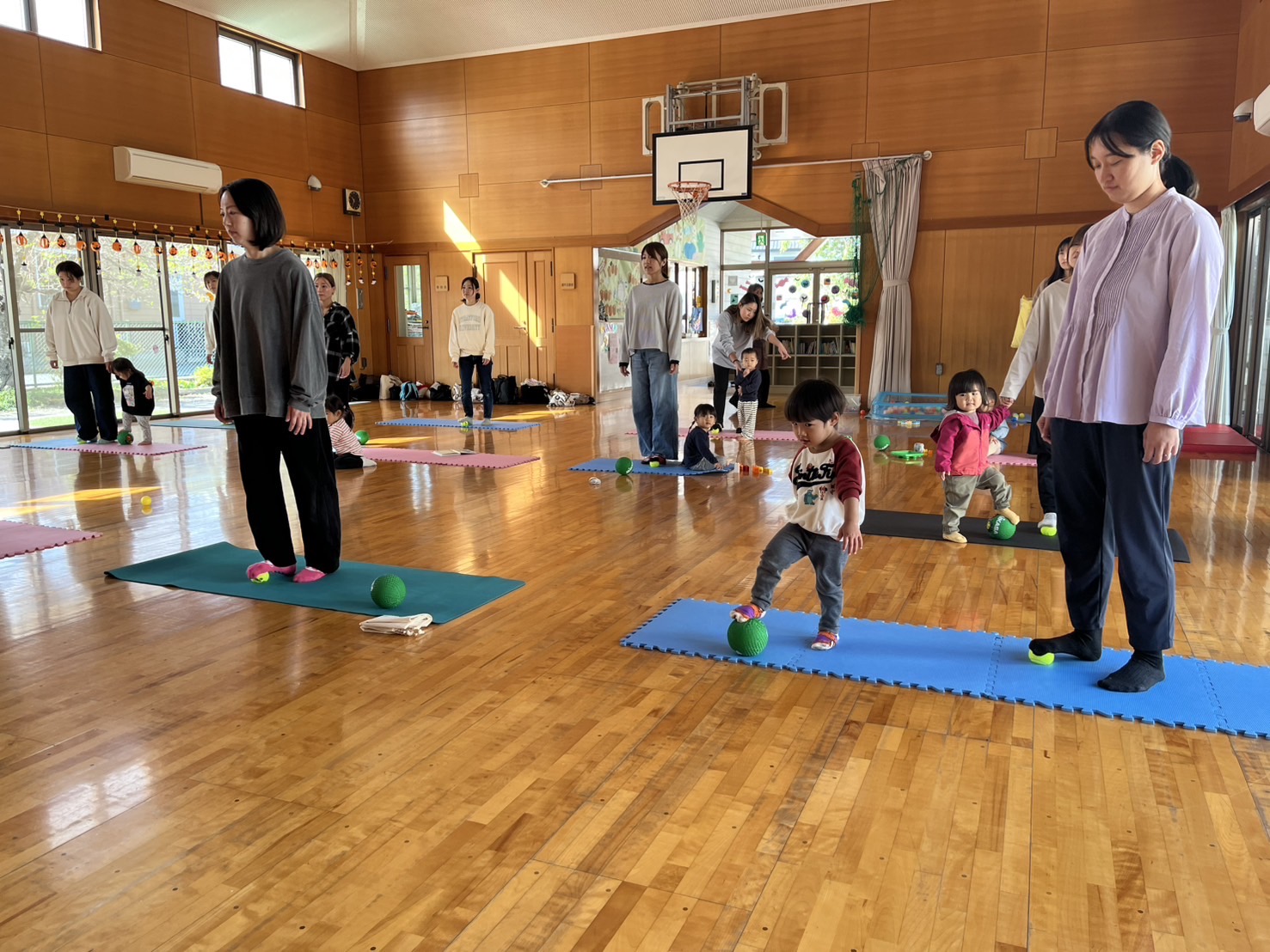 地域子育て支援拠点事業イメージ1